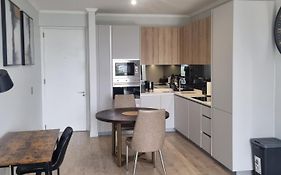 Ellipse Waterfall City Luxury Apartment - Bigger Apartment Than Most - Middle Floor